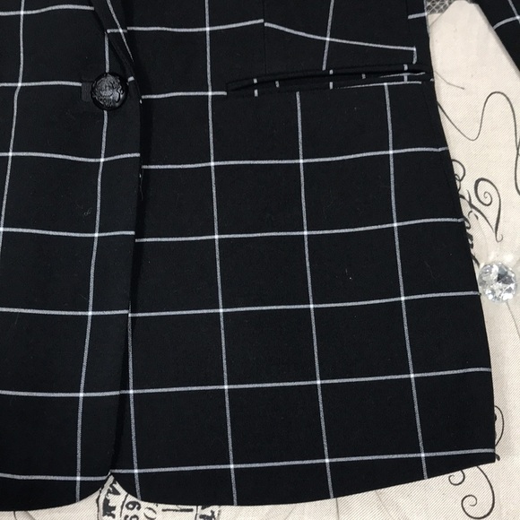 Court & Rowe Windowpane Plaid Blazer - Picture 4 of 10